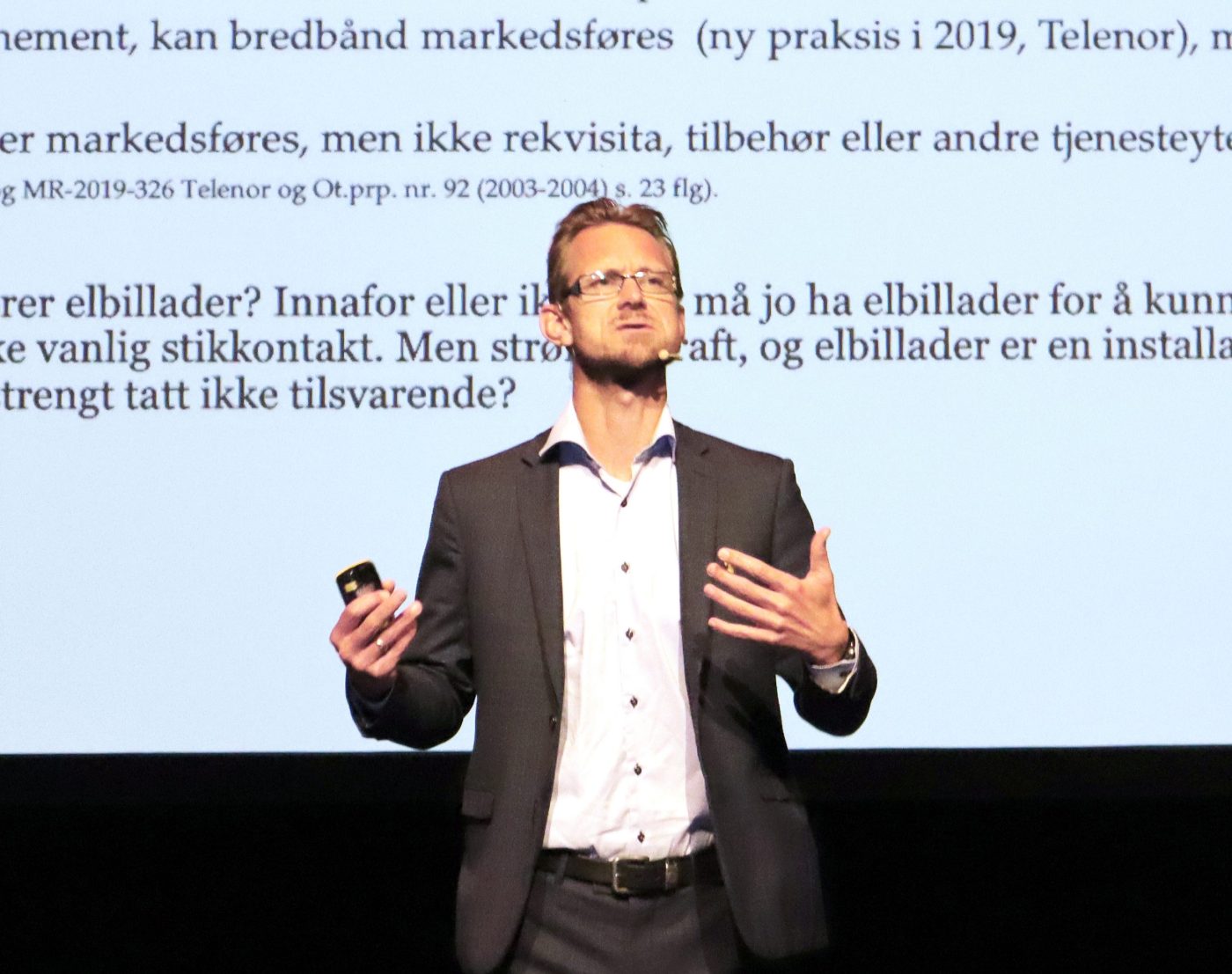 Vebjørn_Søndersrød_LovRett2020